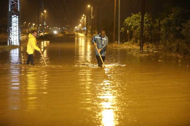 غرق منازل بغزة مع وصول العاصفة دانيال