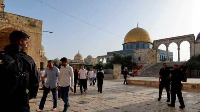 البرغوثي يرد على أستاذ أميركي: من قال إن لليهود حقا في المسجد الأقصى؟