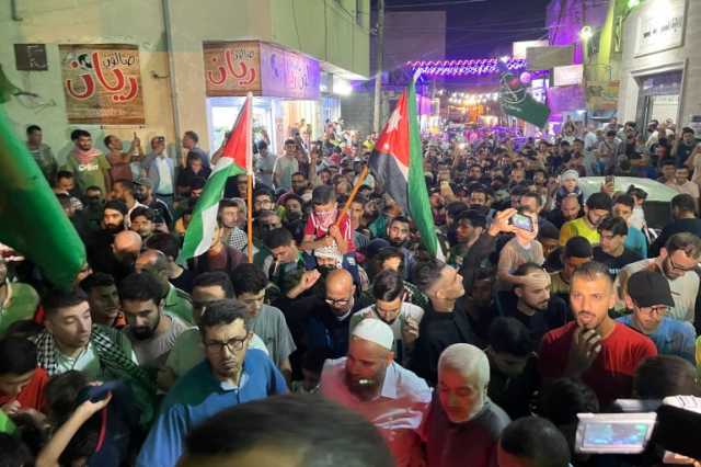 مسيرات ليلية في مدن أردنية دعما لعملية طوفان الأقصى