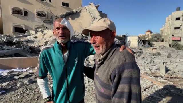 مسن من أهالي غزة يفجع في 15 من عائلته