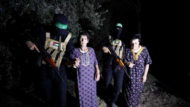 محللون: حماس انتصرت على الدعاية الإسرائيلية في ملف المحتجزين والأسرى