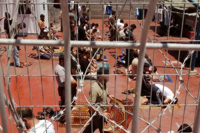 إسرائيل تدرس الإفراج عن 120 أسيرا بسبب اكتظاظ السجون