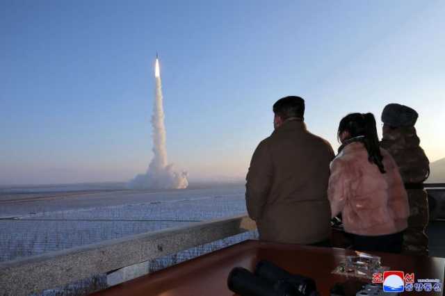 كوريا الشمالية تطلق صاروخا باليستيا باتجاه بحر اليابان وسول وطوكيو تستنكران