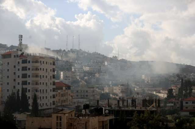 قوات الاحتلال تصيب طفلين بالخليل وتعتقل 20 فلسطينيا بالضفة الغربية