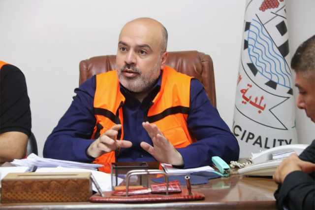 رئيس بلدية النصيرات للجزيرة نت: 400 ألف غزّي مهددون بالجوع والعطش