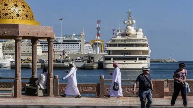 السفارة الإيرانية في عمان تحذر رعاياها من هذا الامر