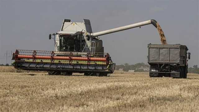 أوكرانيا تبدأ أول رحلة لتصدير الحبوب إلى دولة عربية