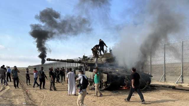 أسرى معروضون على أمازون وغسالات للبيع.. سخرية فلسطينية وعربية من الجنود الإسرائيليين