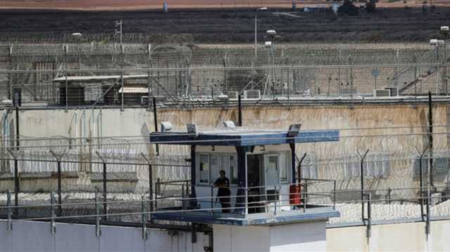 فيديو يوثق انتهاكات بحق أسرى فلسطينيين بأحد سجون إسرائيل