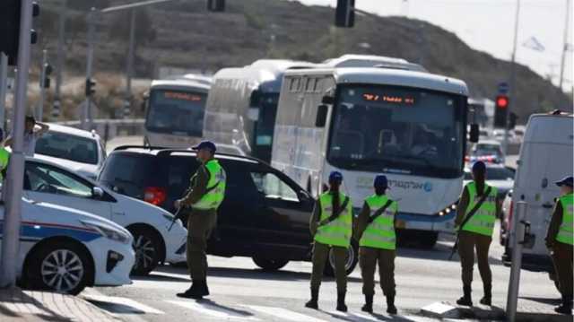 قائمة بأسماء المحتجزين المقرر الإفراج عنهم اليوم تصل لـإسرائيل