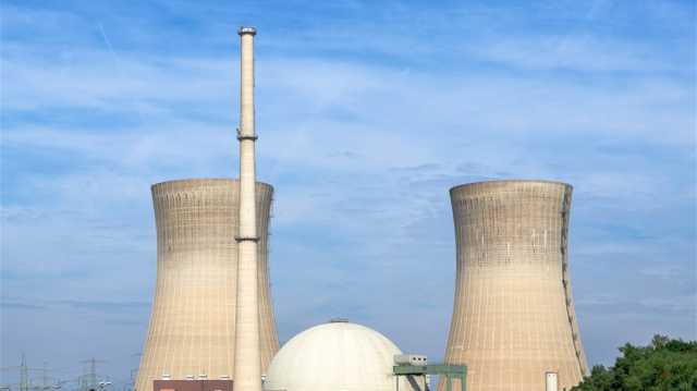 إيران: البدء ببناء أربع محطات نووية جديدة