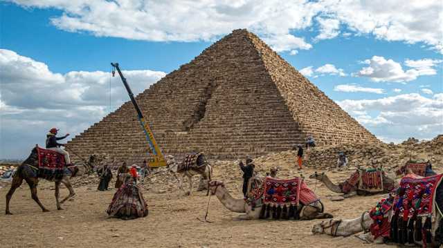 بعد الضجة الكبيرة.. قرار يحسم قضية تبليط الهرم في مصر