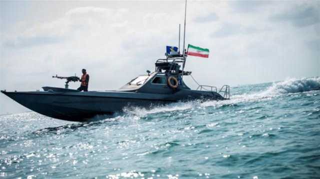 إيران تحتجز سفينة وقود في مياه الخليج