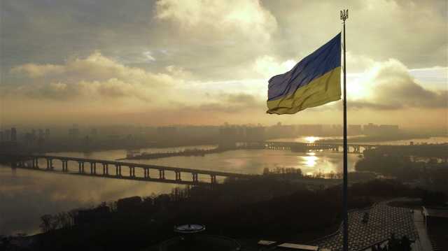 سيناتور أمريكي يكشف مفاجأة تخص مساعدة أوكرانيا