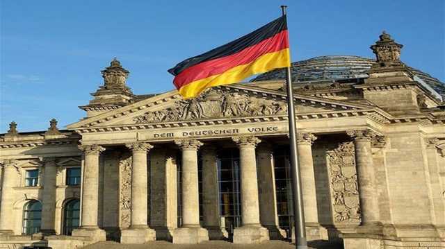 ألمانيا تحث مواطنيها على مغادرة إيران