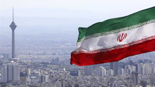 إيران تكشف عن دولة خليجية طلبت تطبيع العلاقات