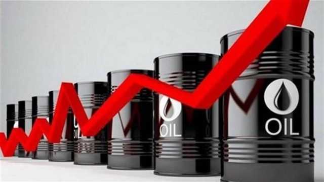 أسعار النفط ترتفع وبرنت يتجاوز حاجز 85 دولارا للبرميل
