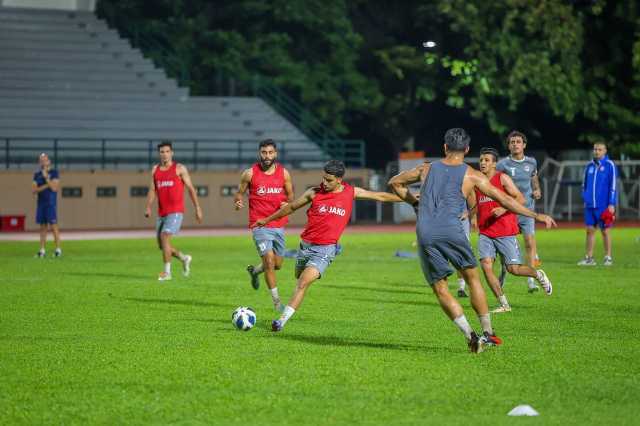 بالصور.. المنتخب الوطني يكثف تدريباته قبل مواجهة الكأس مع تايلاند