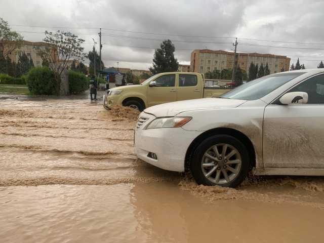 دخول عنيف لسيول جارفة تجتاح أربيل وتتسبب في خسائر مادية (صور+ فيديو)