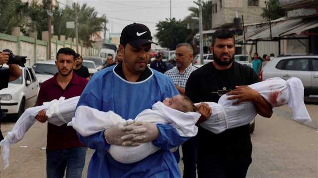 39 رضيعًا يفارقون الحياة نتيجة انقطاع الأوكسجين في مستشفى الشفاء بغزّة