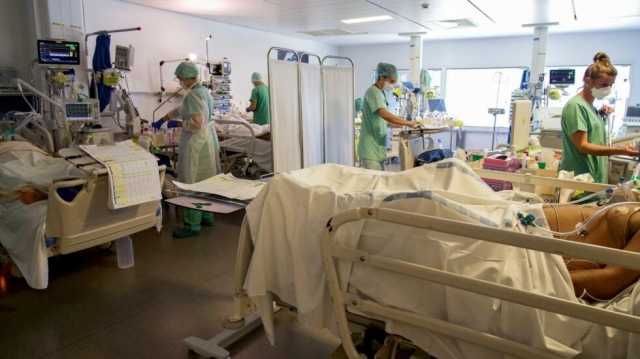الصحة العالمية تثير القلق مجددًا: ارتفاع حاد بعدد إصابات كورونا