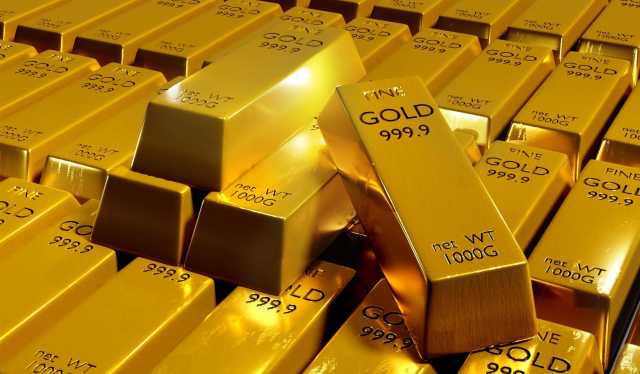 الذهب يحافظ على بريقه وسط ضعف الدولار