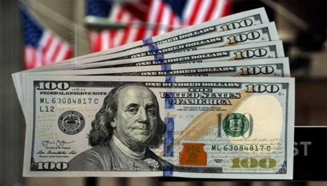 تراجع الدولار وسط ترقب بيانات التضخم الأمريكية