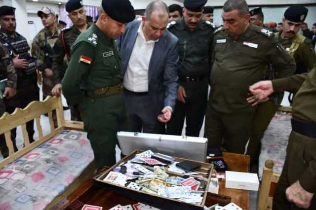 بغداد اليوم تكشف خفايا مخبأ القمار في بعقوبة.. عدد المعتقلين تجاوز الـعشرة