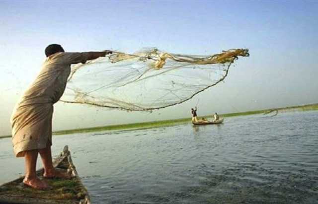 بعد امتلائها بالماء والامن.. الصيادون يعودون لأكبر بحيرات شرق العراق