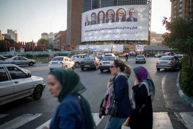 ايران.. المشهد الانتخابي باهت وسط آمال بـتسخين الاجواء من التيار الاصلاحي