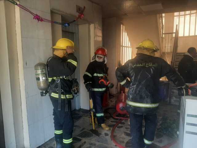 الدفاع المدني تسيطر على حريق في مستشفى الحكيم ببغداد (صور)