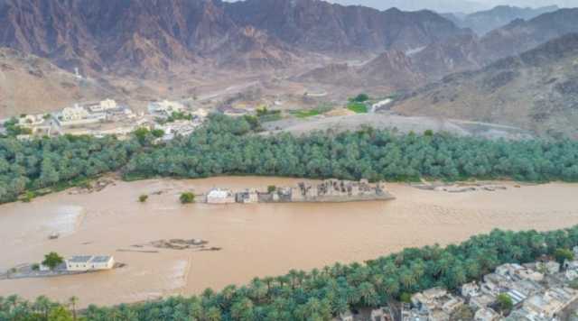 قرية عُمانية فريدة تجري في النهر منذ قرن (فيديو)