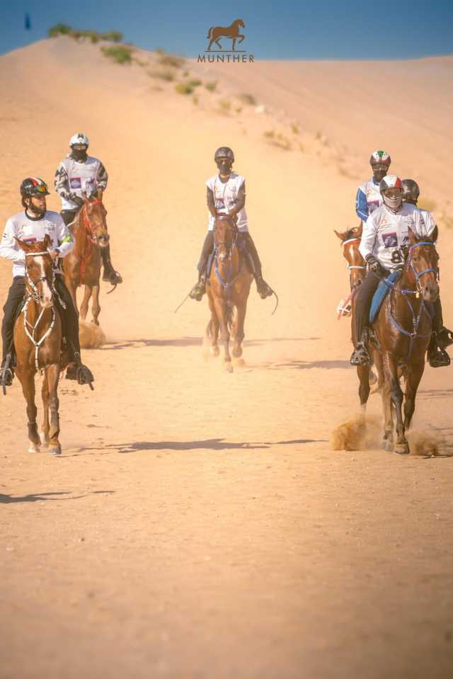 العراق يحصل على الميدالية الذهبية ببطولة المجموعة السابعة للقدرة في أبو ظبي (صور)