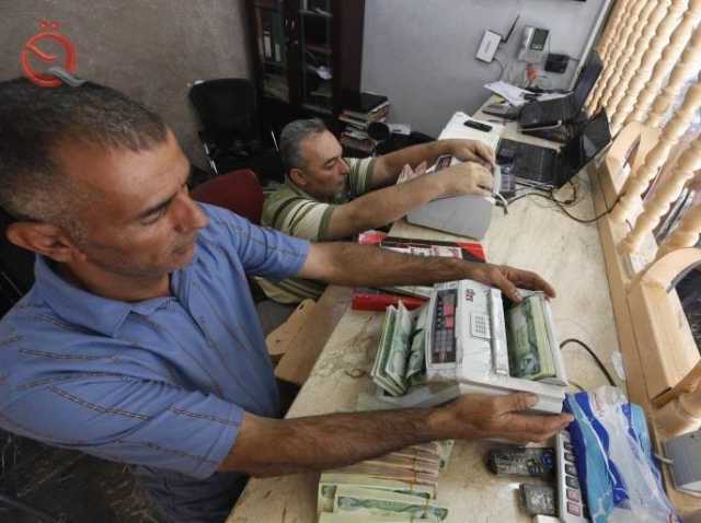 أسعار الدولار تغلق على ارتفاع طفيف في بغداد واستقرار بأربيل