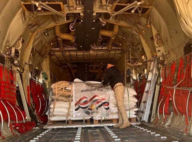 انطلاق طائرة عراقية تحمل شحنة جديدة من المساعدات إلى غزة