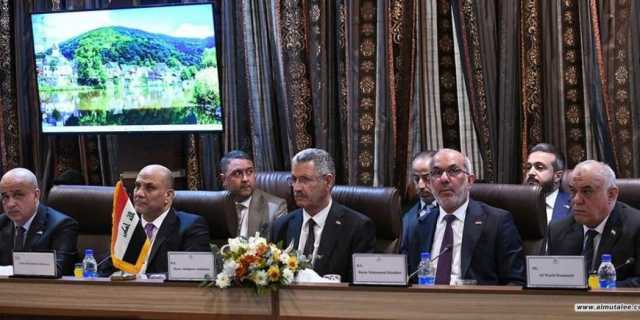 العراق وايران يتفقان على تشكيل لجان متخصصة بتطوير الحقول المشتركة