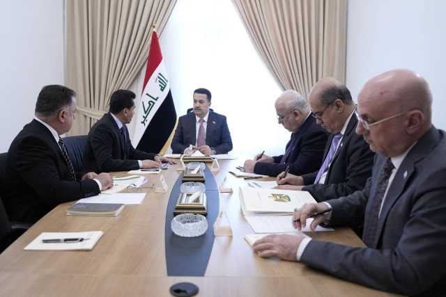 رئيس الوزراء يترأس اجتماعاً خاصاً لمراجعة عمل الخطوط الجوية العراقية