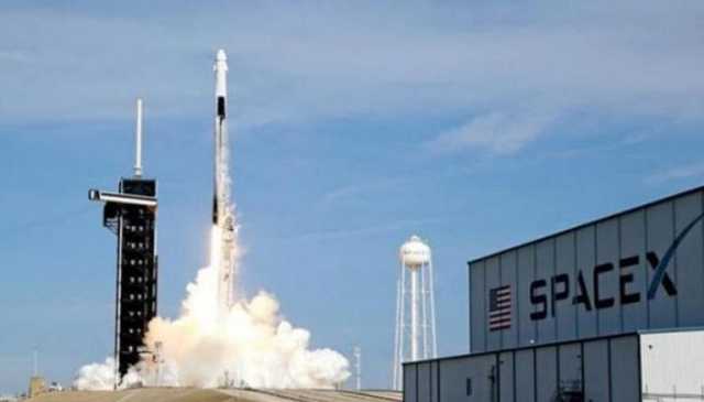 شركة SpaceX تخطط لبيع وصلات اتصال الليزر بالأقمار الصناعية تجارياً