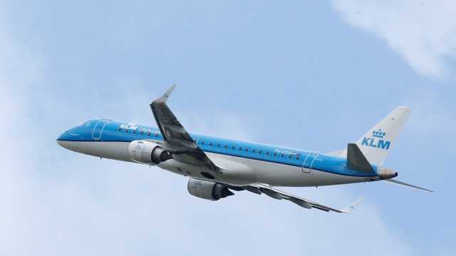 شركة KLM للطيران توقف تحليق رحلاتها فوق إسرائيل وإيران