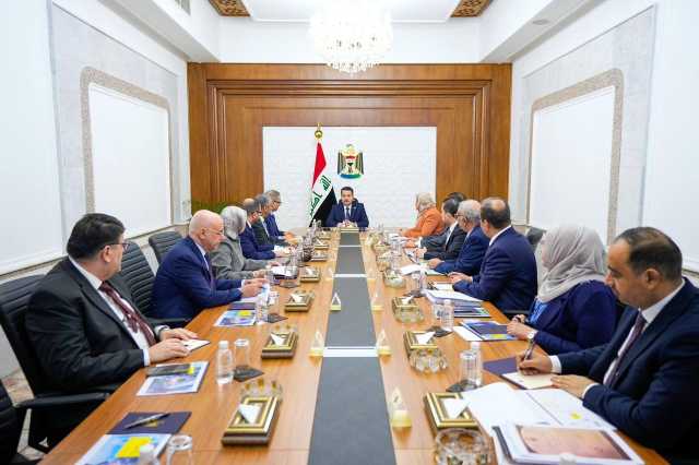 رئيس الوزراء: إعادة هيكلة المصارف الحكومية لضمان توفر الإمكانيات والانفتاح بمواصفات عالمية