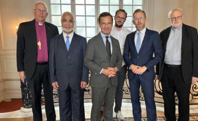 رئيس وزراء السويد يلتقي ممثلي المؤسسات الدينية