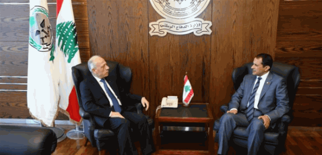 وزير الدفاع التقى سفير قطر وتأكيد استمرار الدعم القطري للبنان