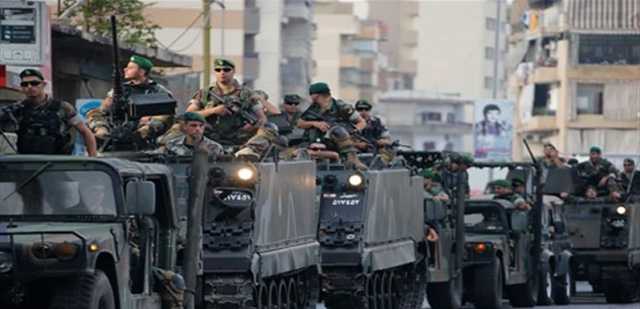 الجيش داهم مخيمات النازحين السوريين في الشراونة... شاهدوا بالصورة ما ضبطه