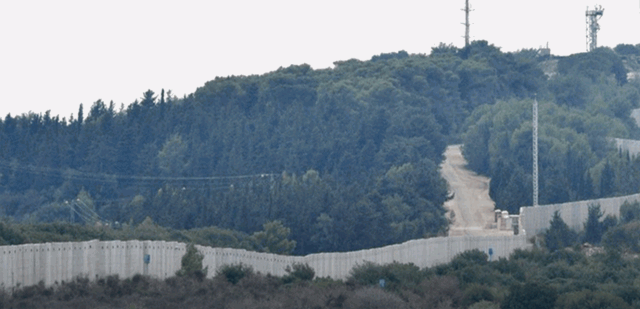 إليكم صور الصاروخ الذي أُطلق من لبنان صباح اليوم باتّجاه فلسطين المحتلة