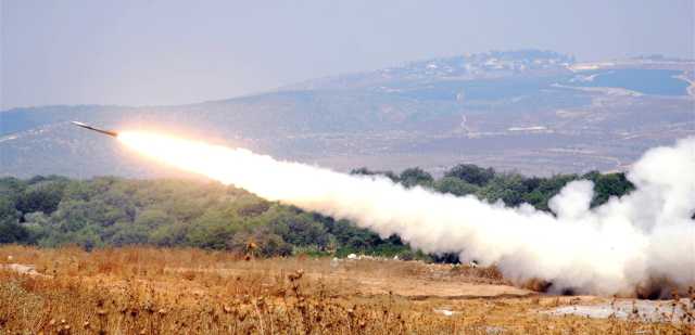 بالصورة: هذا ما فعله صاروخ أطلق من لبنان بمستوطنة أفيفيم