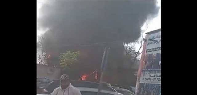 بالفيديو... حريق كبير في مولدات الكهرباء