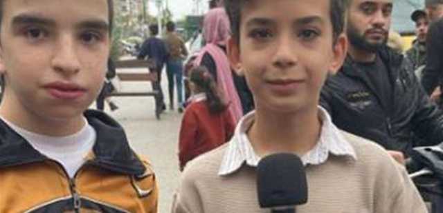 فيديو لأصغر مراسل في بيروت.. الطفل يوسف يحقق حلمه وينقل صوت أطفال غزة!