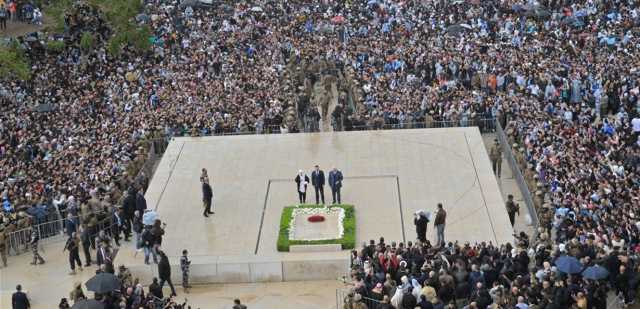 حشد شعبي في ذكرى 14 شباط...الحريري: لن أعود الآن