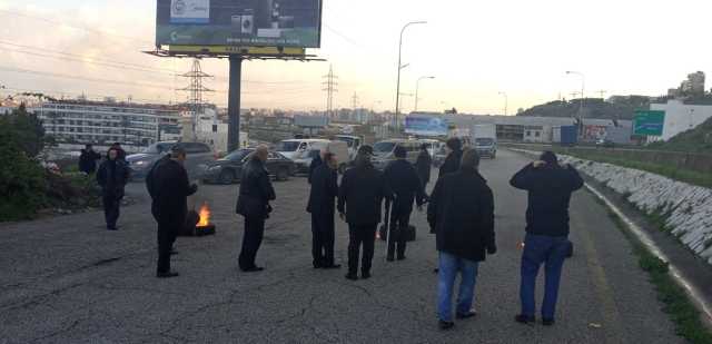 تصعيد في الشارع.. العسكريون المتقاعدون يتحركون مجدداً