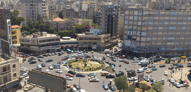 في ساحة النور.. اشكال بين سائقي التوك توك